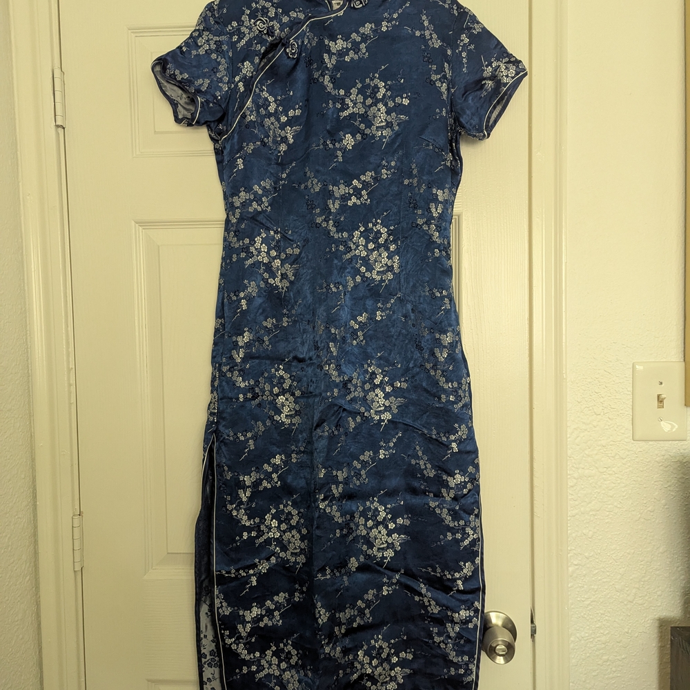 Elegant Blue Floral Cheongsam Dress